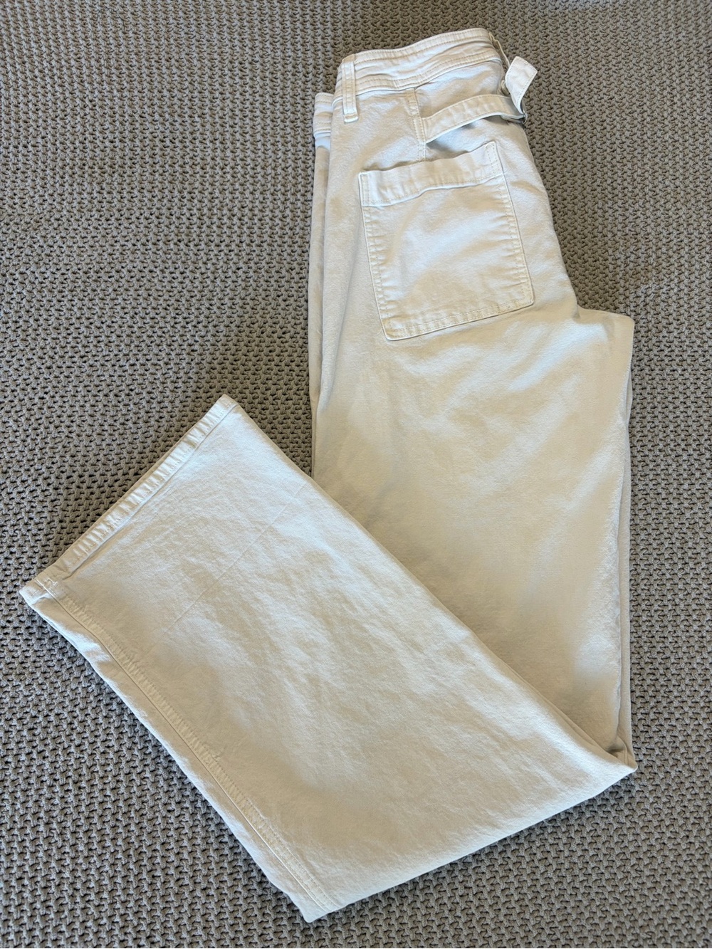 American Eagle Outfitters Women’s Chino Pants Cream StraightLeg Carpenter